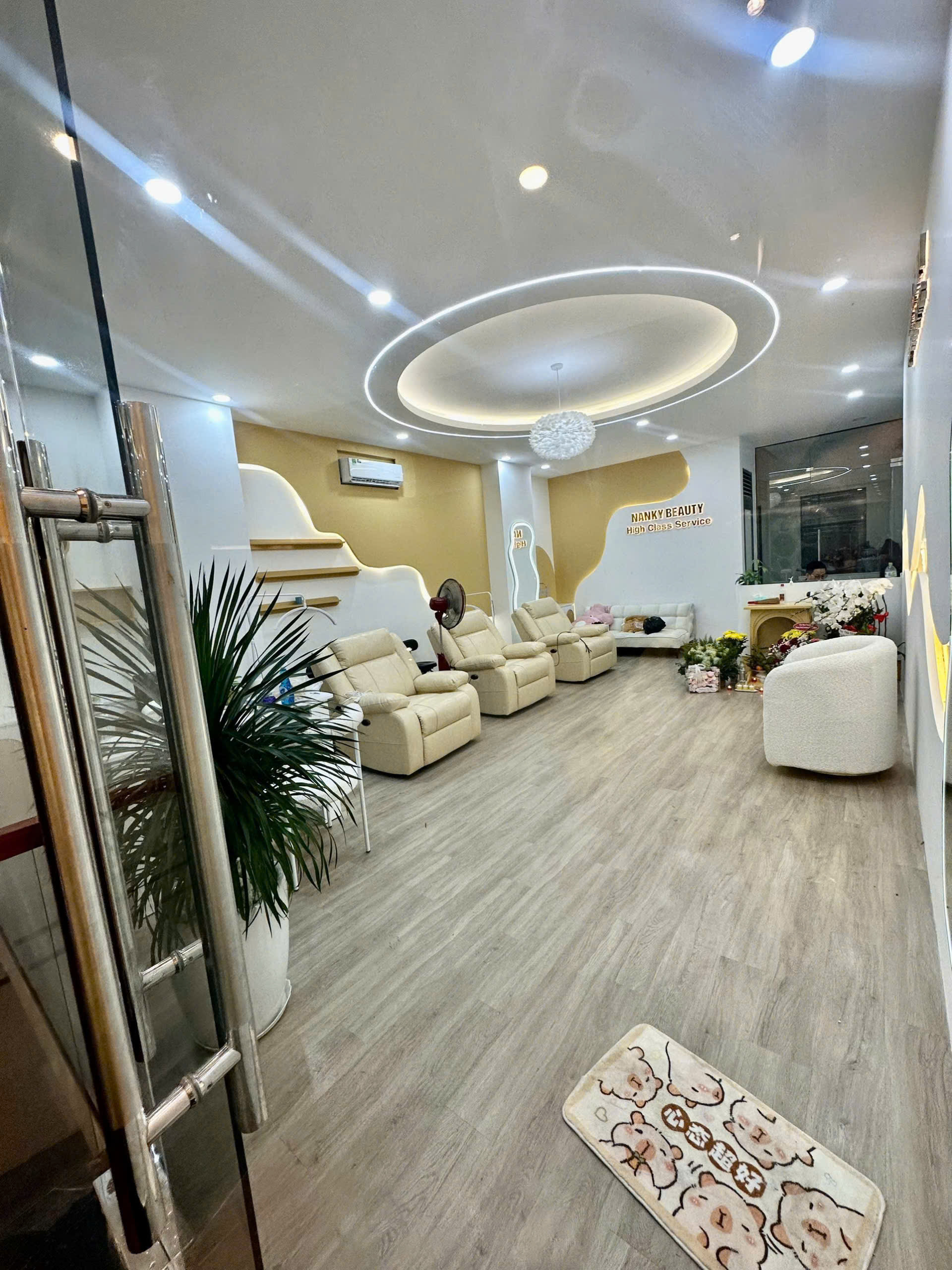 Cơ sở vật chất Nanky Beauty 5