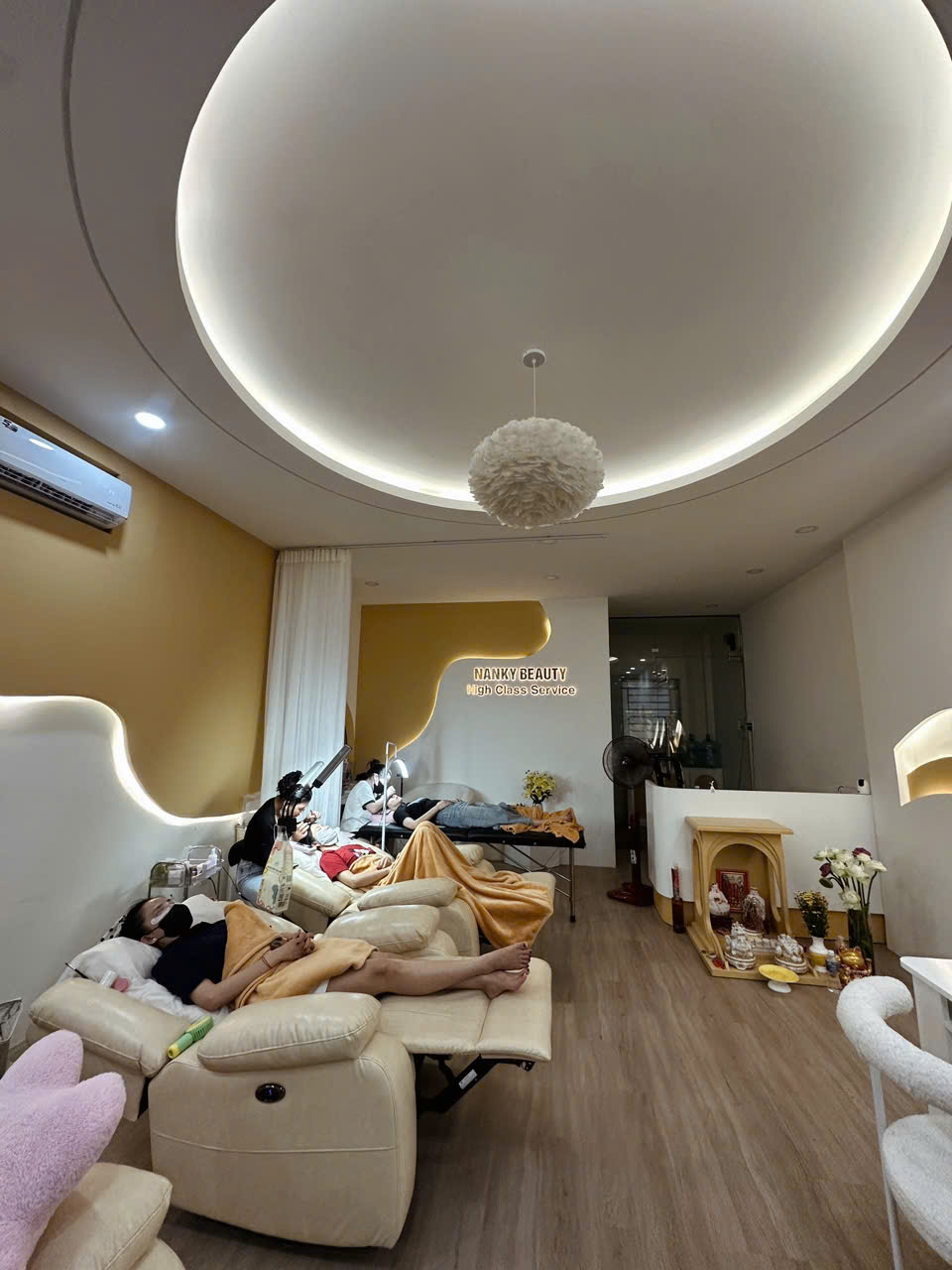 Cơ sở vật chất Nanky Beauty 6